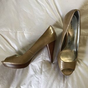 Style and Co gold heels